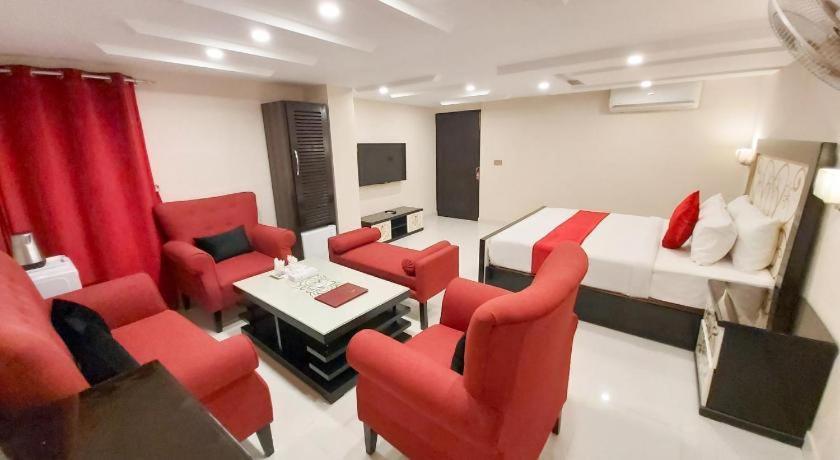 Hotel Mairona Gulberg Lahor Kültér fotó