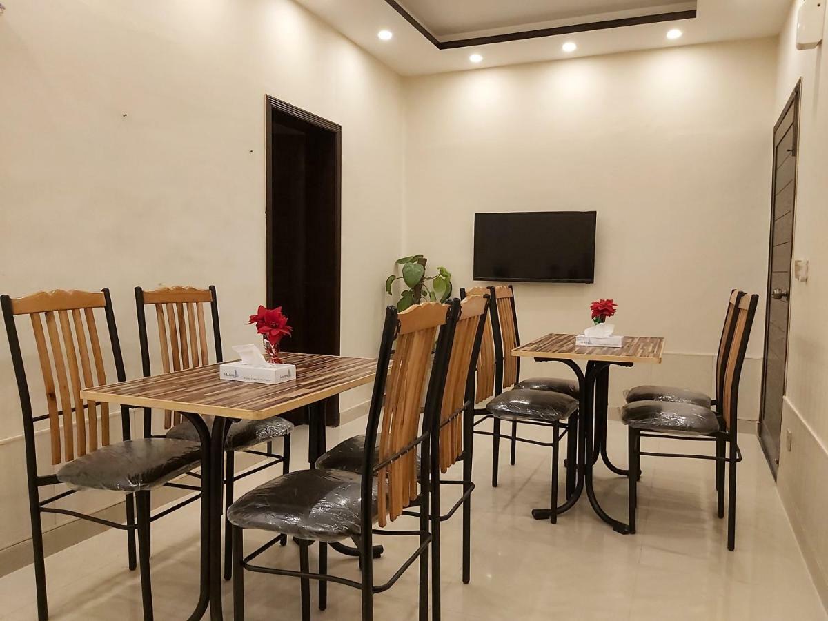 Hotel Mairona Gulberg Lahor Kültér fotó