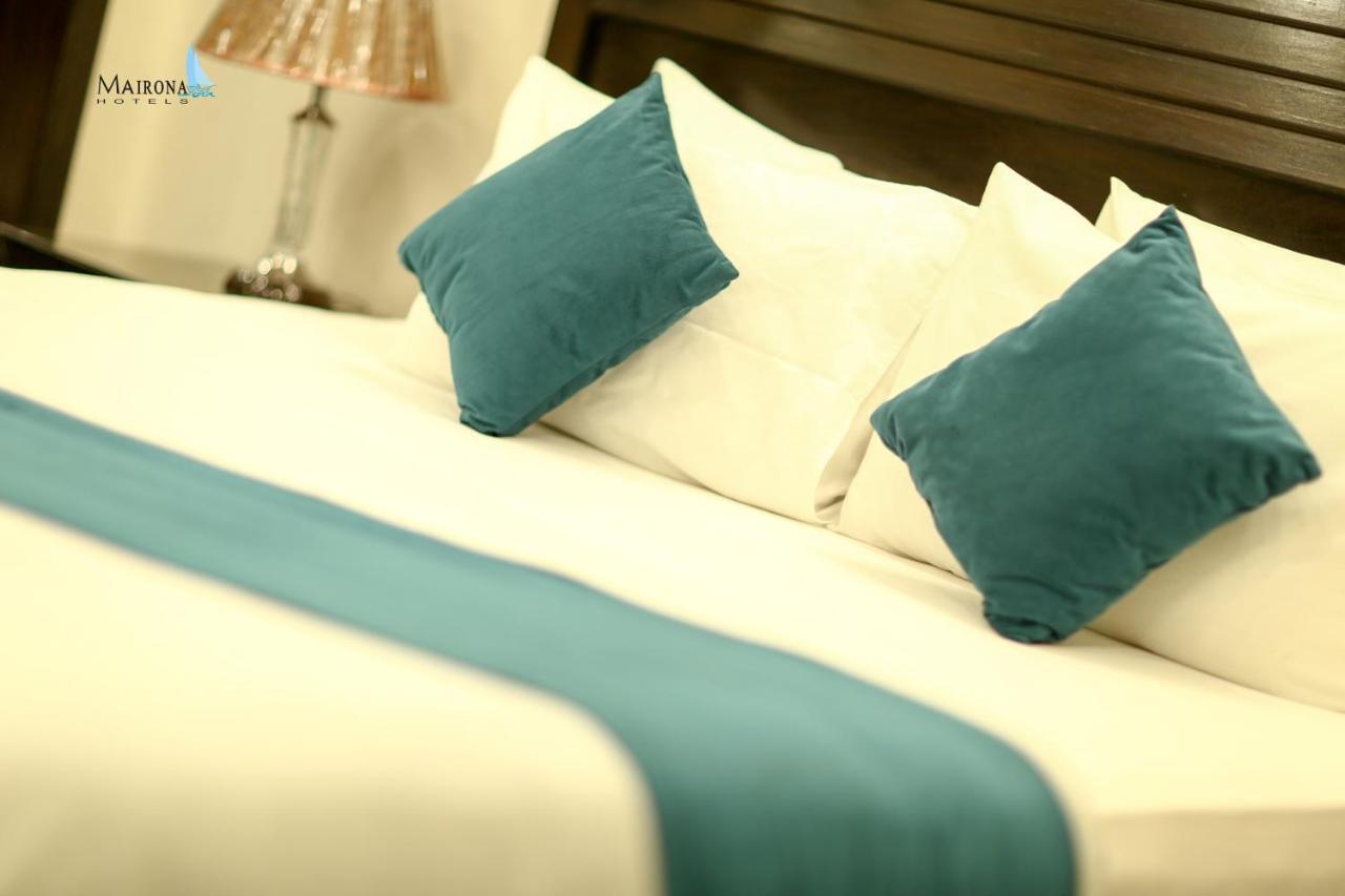 Hotel Mairona Gulberg Lahor Kültér fotó
