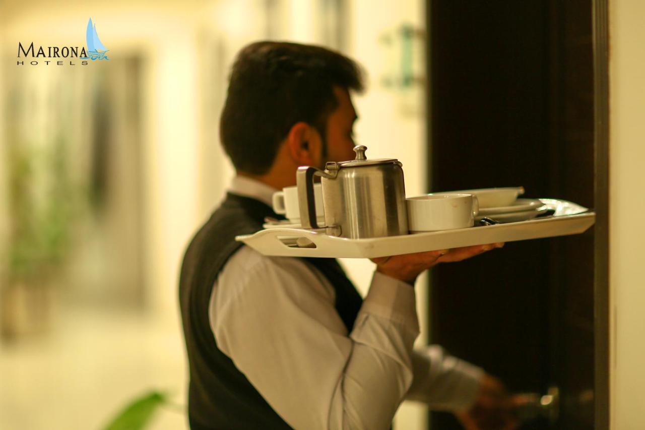 Hotel Mairona Gulberg Lahor Kültér fotó