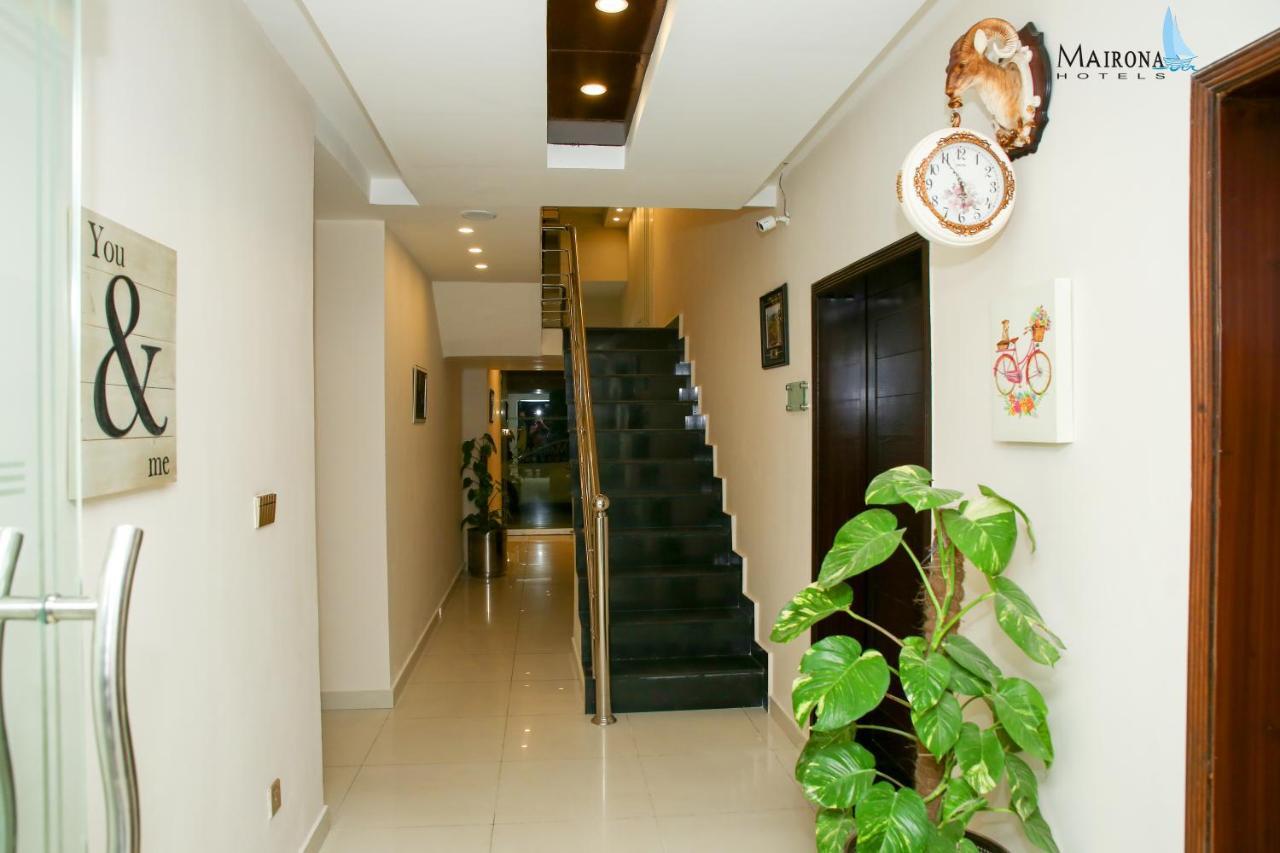 Hotel Mairona Gulberg Lahor Kültér fotó